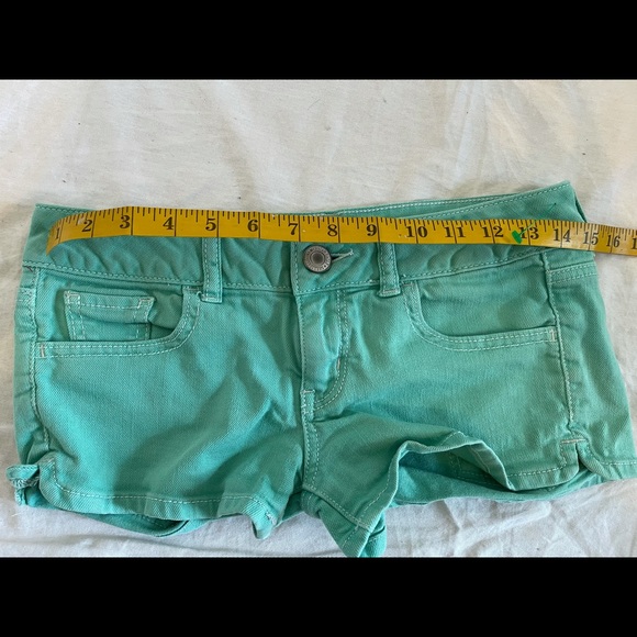 American Eagle Mint Colored Shorts - Picture 6 of 6